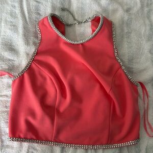Chic Pink Sleeveless Crop Top with Silver Detailing